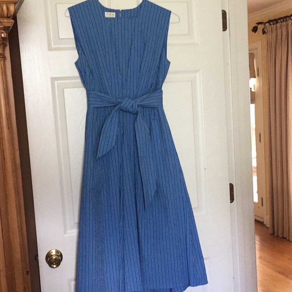 TRA MAD RKE Seersucker Dress—sz 2